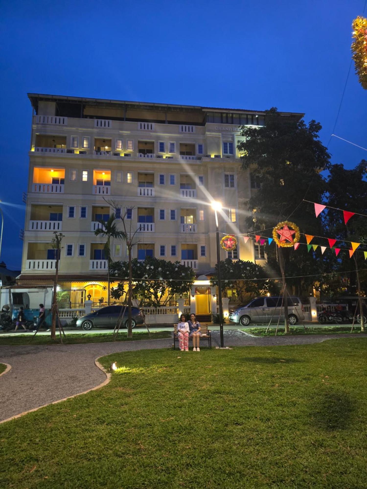 Grand Bayon Siem Reap Hotel Exterior photo