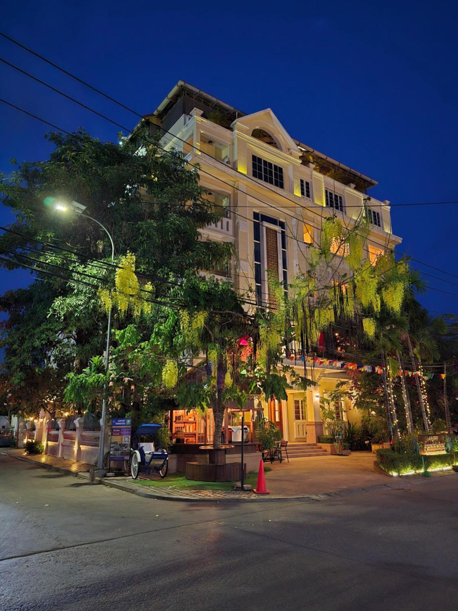 Grand Bayon Siem Reap Hotel Exterior photo