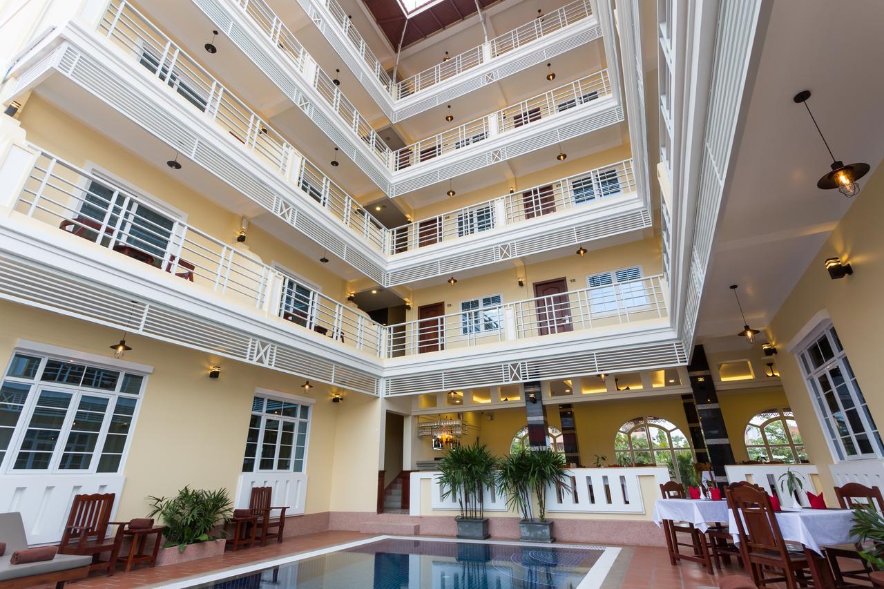 Grand Bayon Siem Reap Hotel Exterior photo