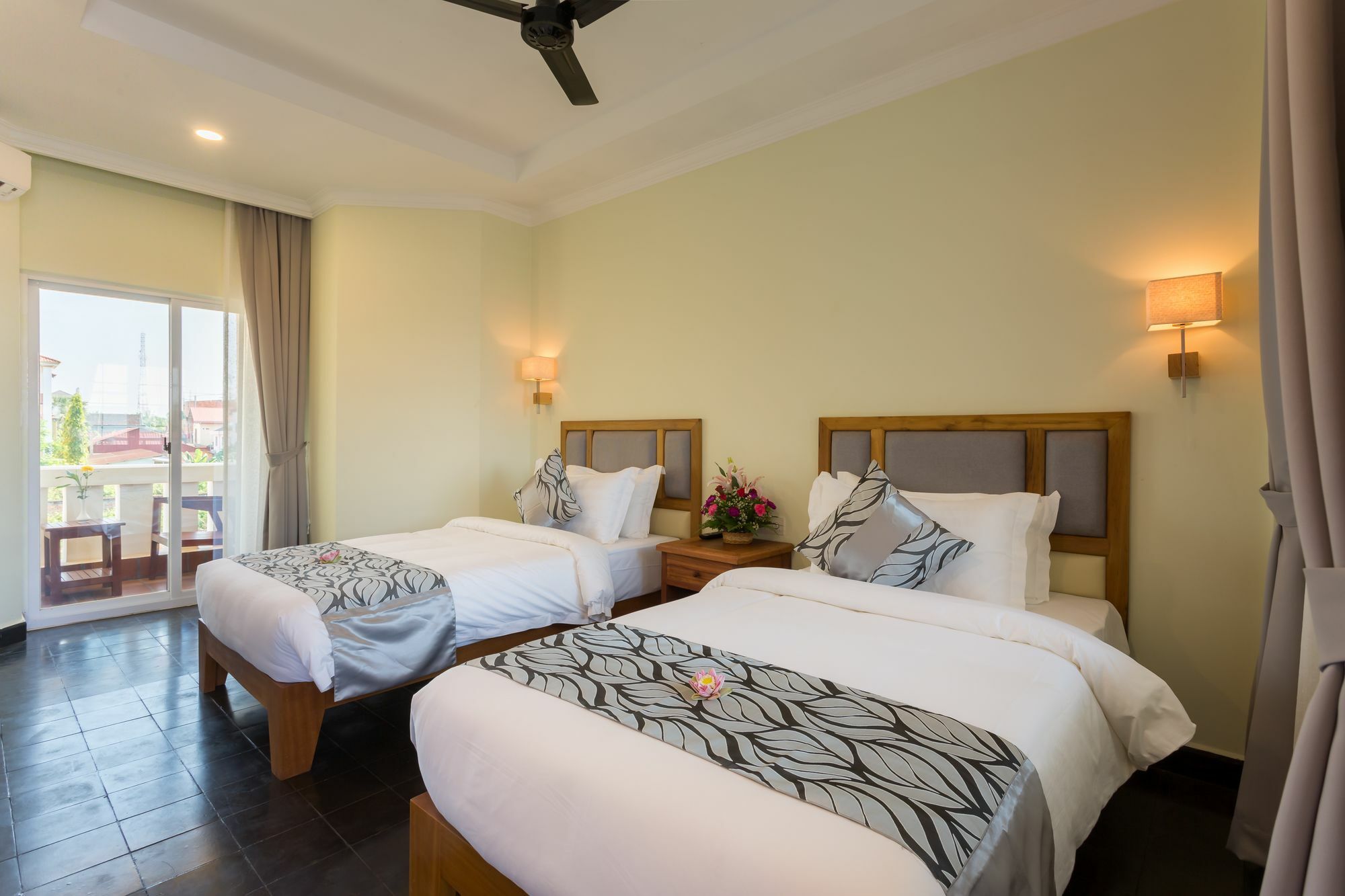 Grand Bayon Siem Reap Hotel Exterior photo