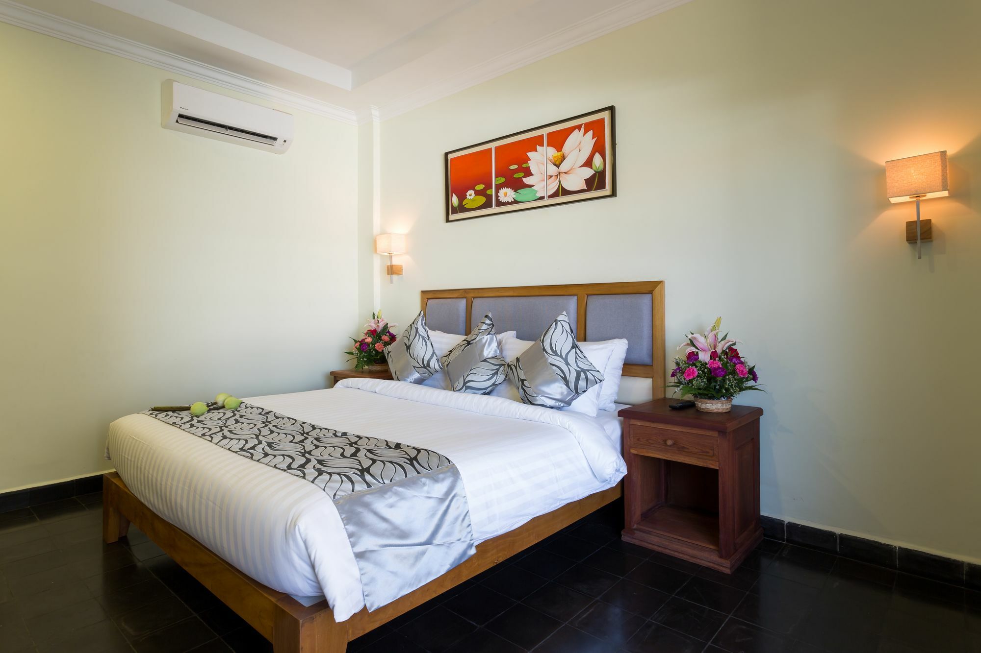 Grand Bayon Siem Reap Hotel Exterior photo