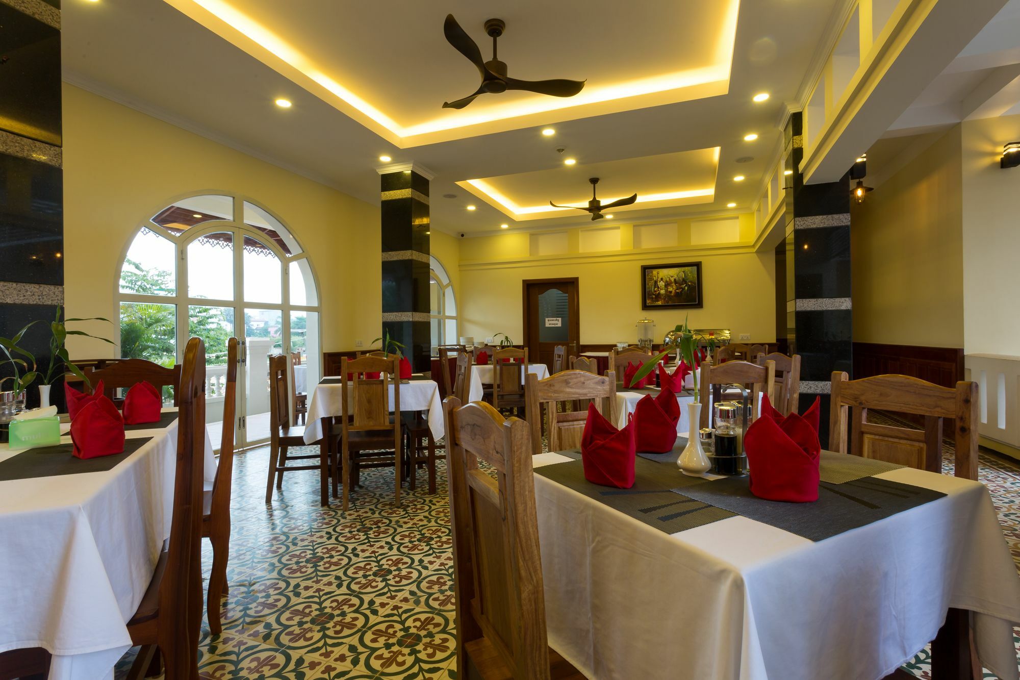 Grand Bayon Siem Reap Hotel Exterior photo